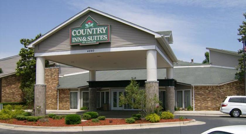 Ramada Huntsville Εξωτερικό φωτογραφία