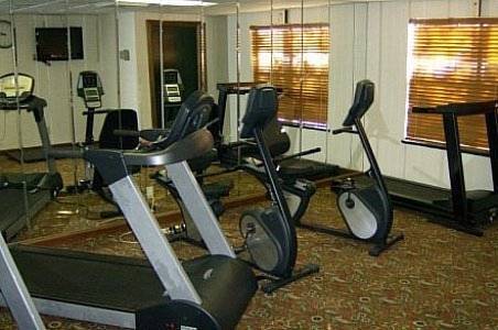Ramada Huntsville Εξωτερικό φωτογραφία